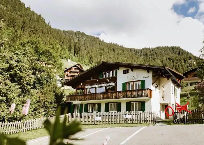 5-zimmerwohnung Zentral Und Nahe Den Skipisten 公寓 *