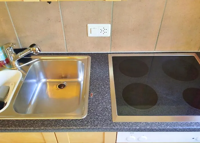 5-zimmerwohnung Zentral Und Nahe Den Skipisten * 阿德尔博登