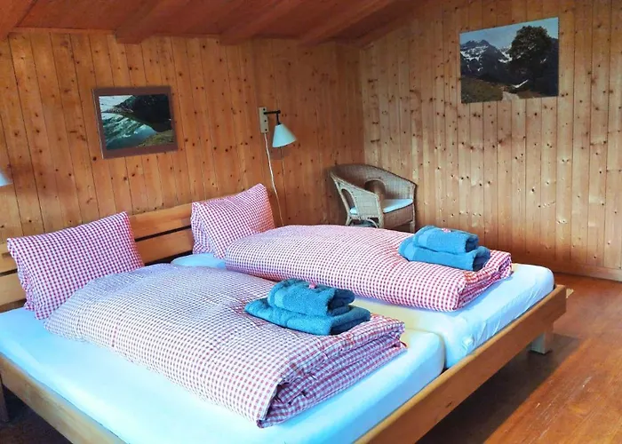 5-zimmerwohnung Zentral Und Nahe Den Skipisten 公寓 阿德尔博登